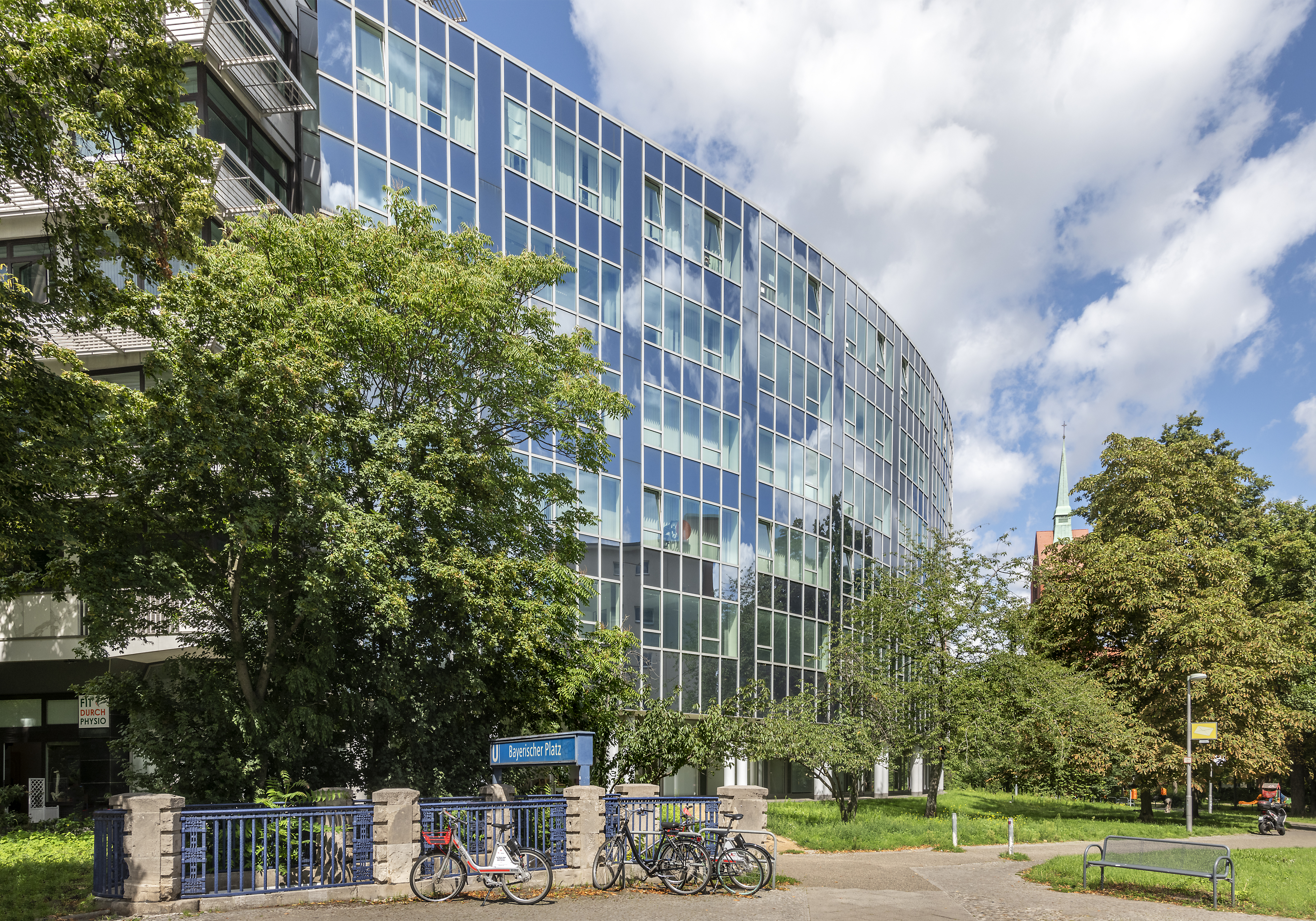 Au&szlig;enansicht Bayerischer Platz